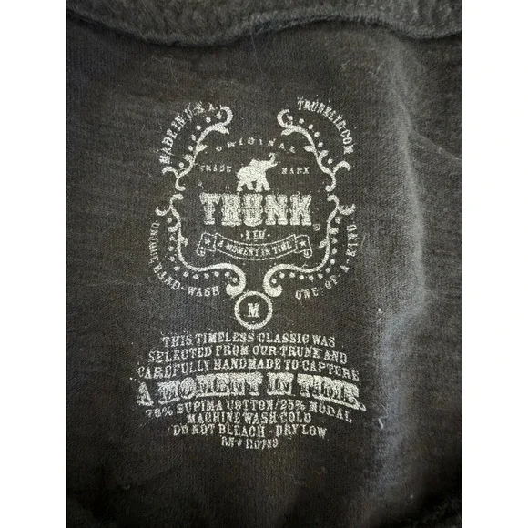 Fleetwood Mac Rumours Distressed Band Tee M Black Trunk Ltd - Picture 3 of 7